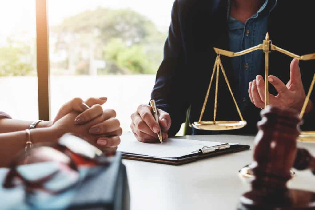Court Applications vs. Mediation: A Less Stressful Path with EH Mediation Cheshunt
